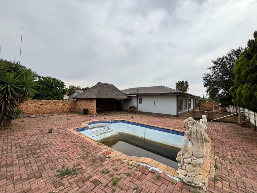 3 Bedroom Property for Sale in Meiringspark North West